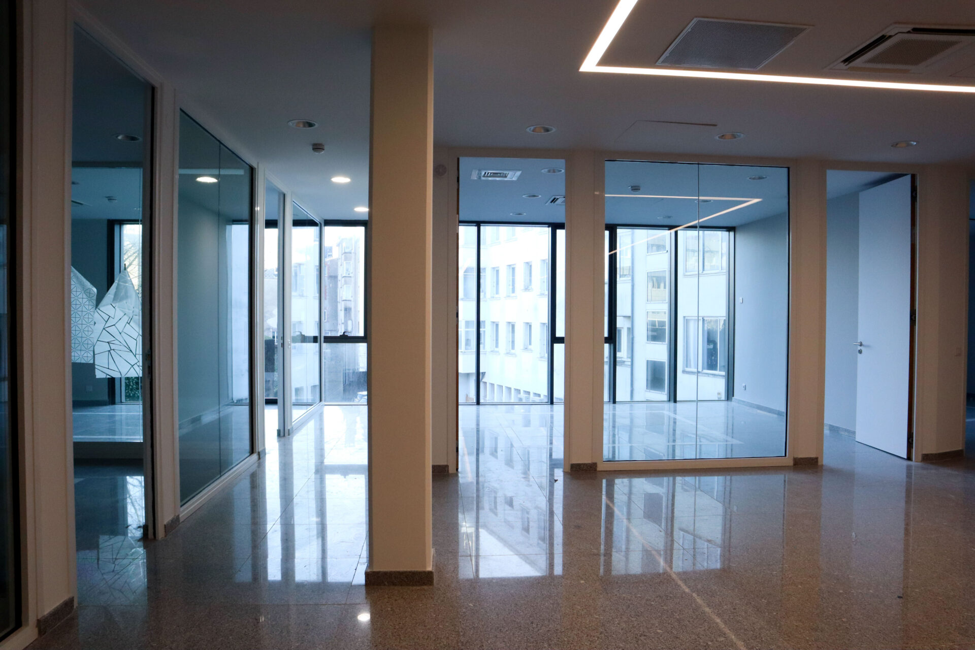 La Fayette. Bureaux et coworking dédiés aux métiers de la mode responsable. Centre-ville. Nantes (Loire-Atlantique) 01/2026 © Samoa